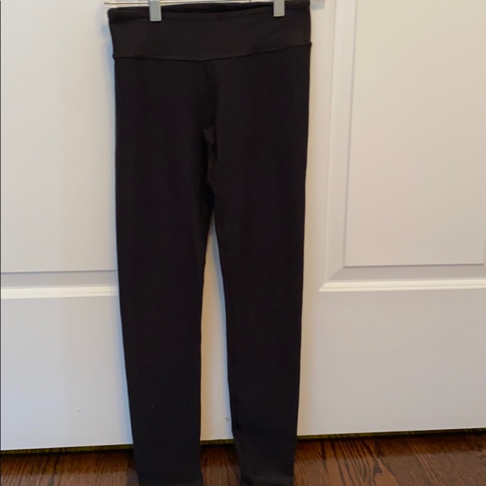 IVivva black leggings